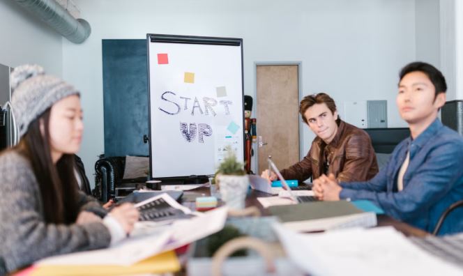 India's Startup Boom: Are Small Businesses Benefiting From the Innovation Economy?